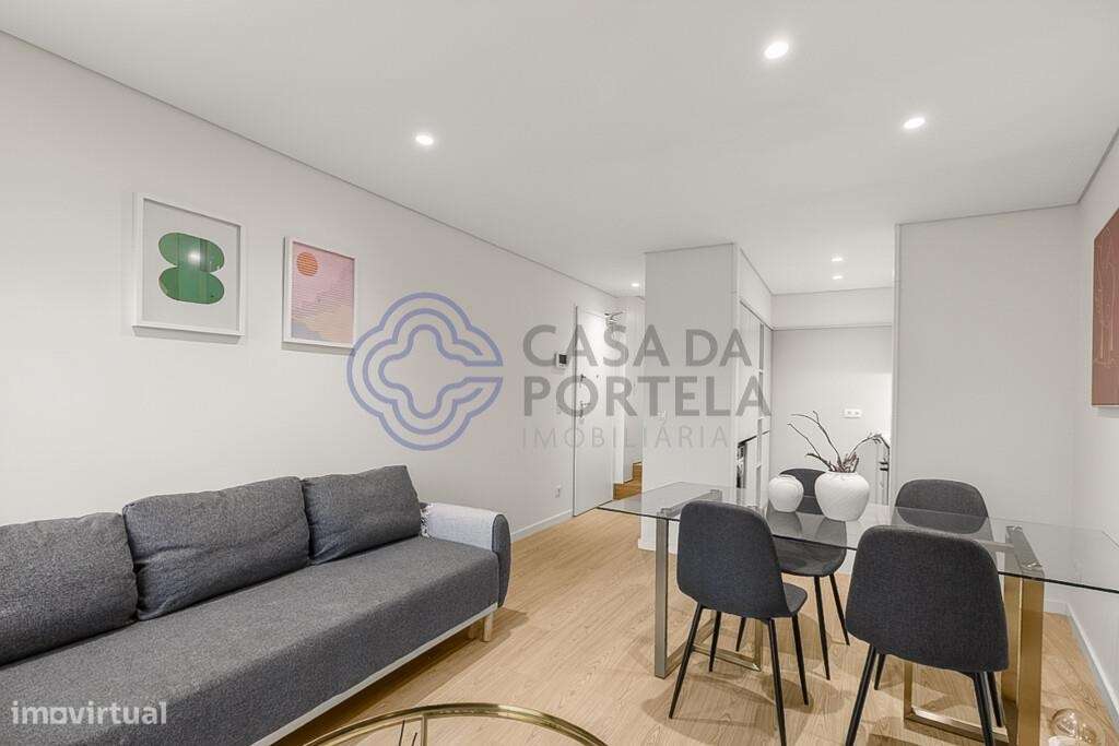 T1NOVO|VARANDA|ELEVADOR| BAIRRO DAS ARTES |HOSPITAL SANTO ANTÓNIO|PORT - Grande imagem: 4/25