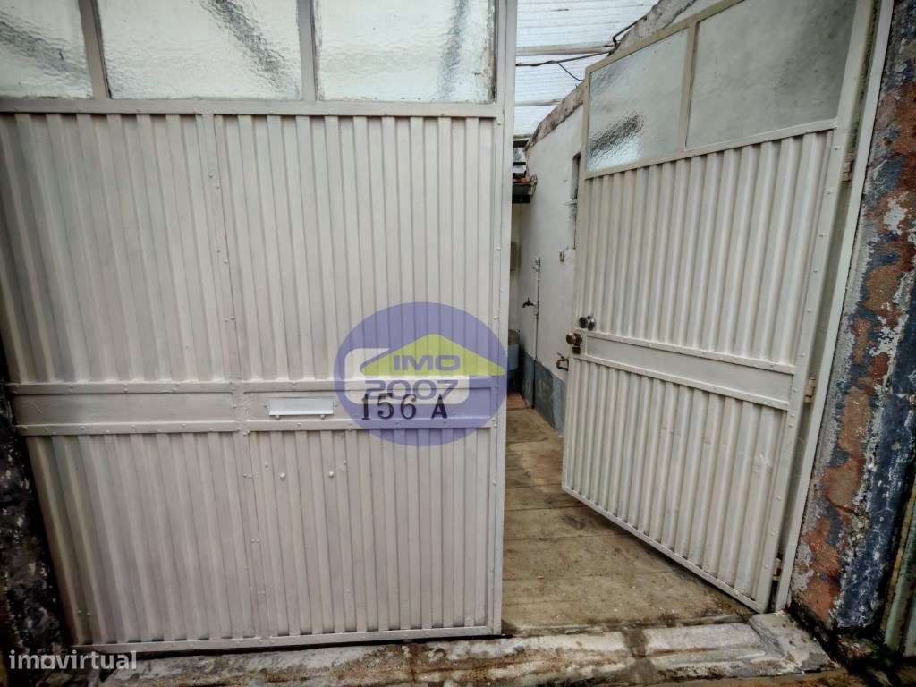 Moradia com 3 frações independentes-24