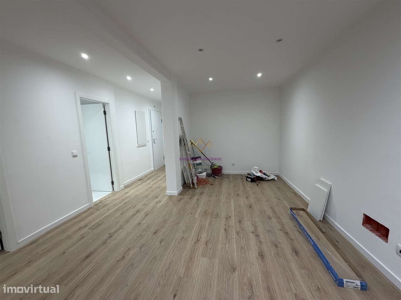 T3 Remodelado em rua calma de Belas - Grande imagem: 5/33