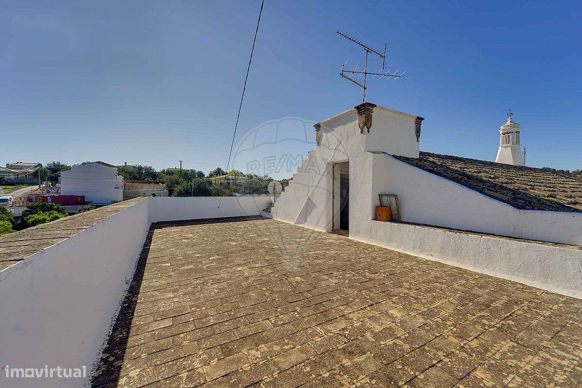 Moradia T15 para venda-29