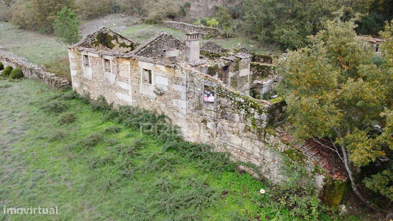 Quinta para Reabilitar em Fuinhas, Fornos de Algodres - Grande imagem: 2/8