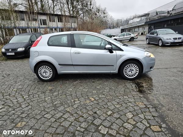 Fiat Grande Punto 1.3 Multijet 16V Dynamic - 11