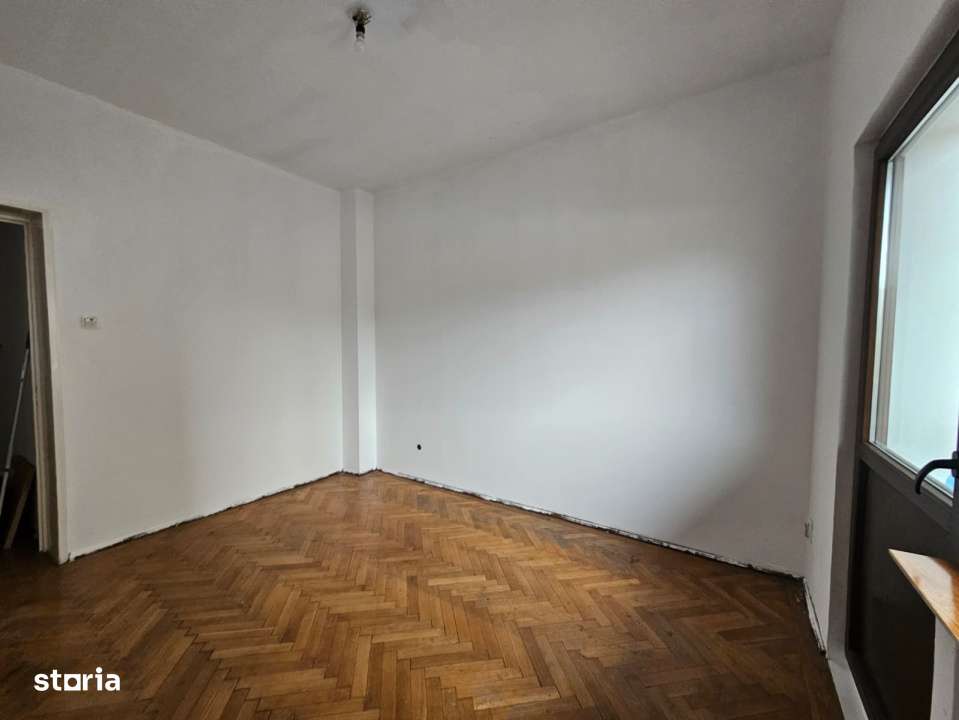 Apartament 2 camere de vanzare ultracentral Calea Victoriei - Imagine principală: 2/9