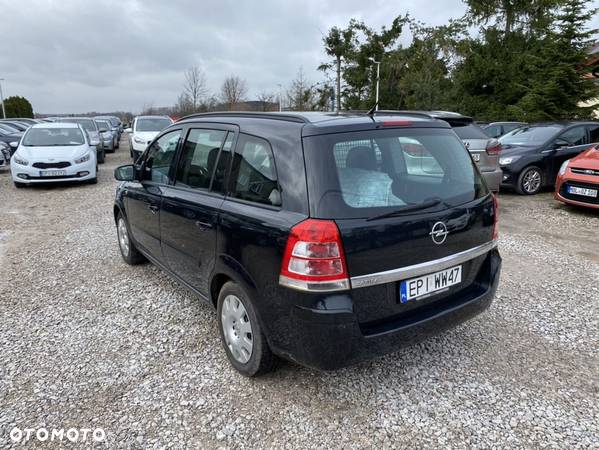 Opel Zafira 1.8 Sport - 34