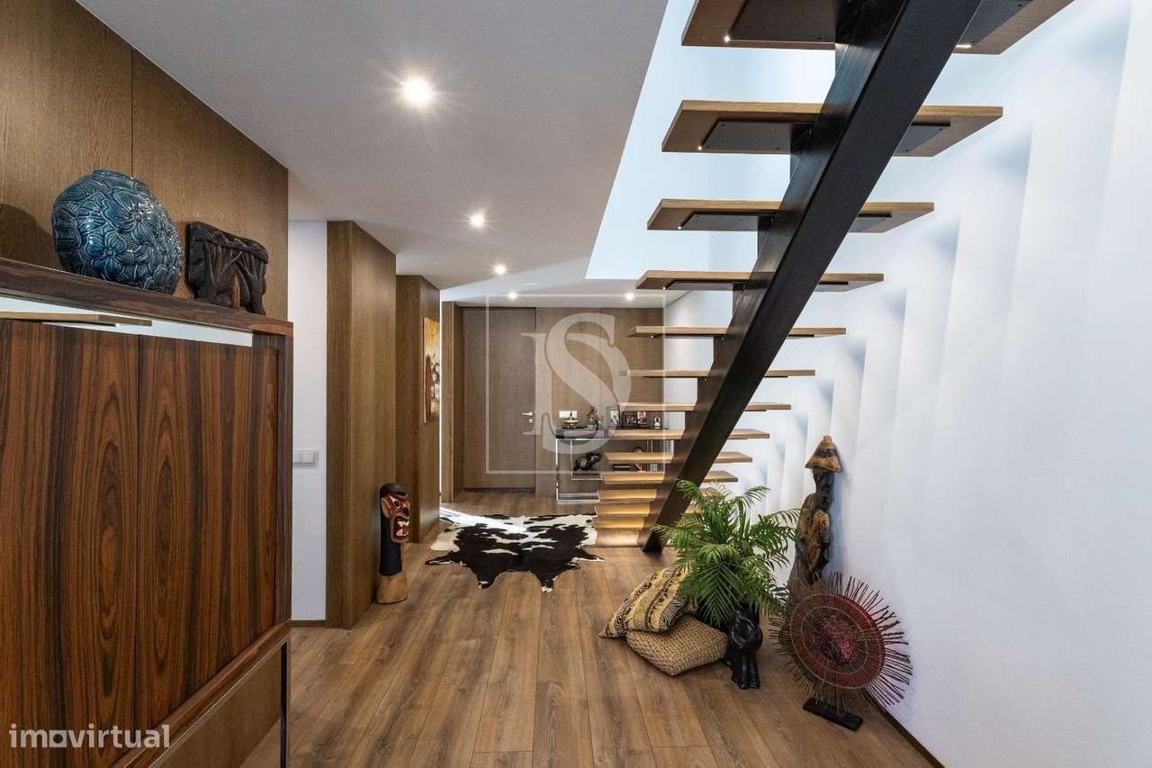 Moradia T4 de Alto Padrão à Venda – Agudela, Perafita-43