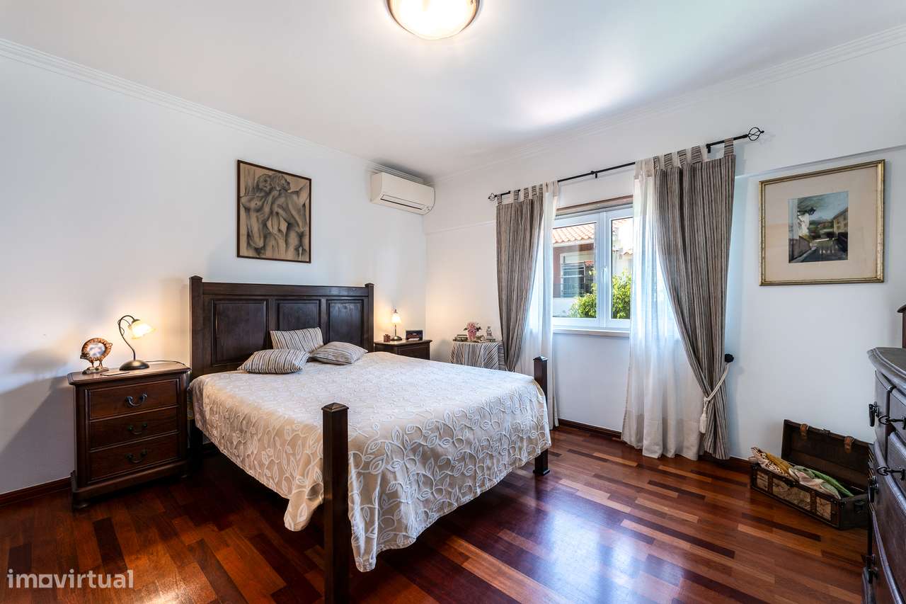 Moradia, 5 quartos, Sintra, Rio de Mouro-23