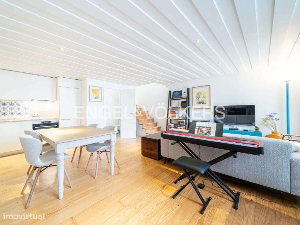 T2 Duplex mobilado em Martim Moniz - Grande imagem: 5/17