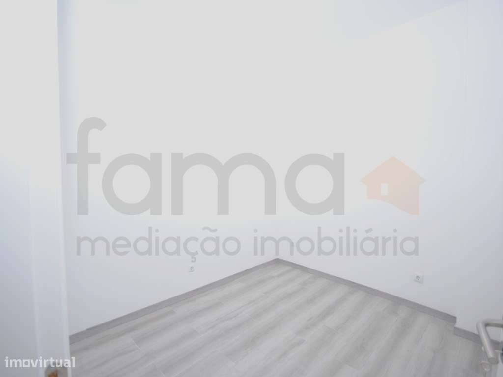 Apartamento T0+1 totalmente reabilitado Sete Rios / Avenidas Novas-9