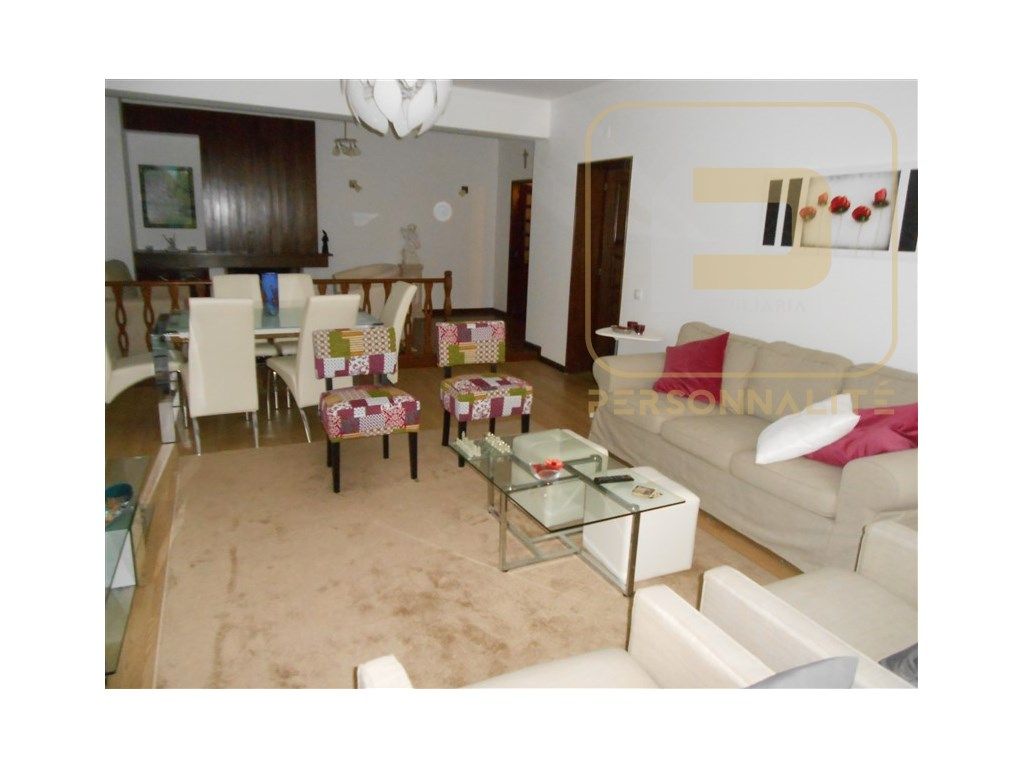 Apartamento T6 no centro da cidade