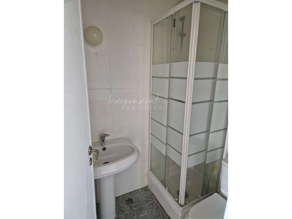 Apartamento T3 com vista esplendorosa-26