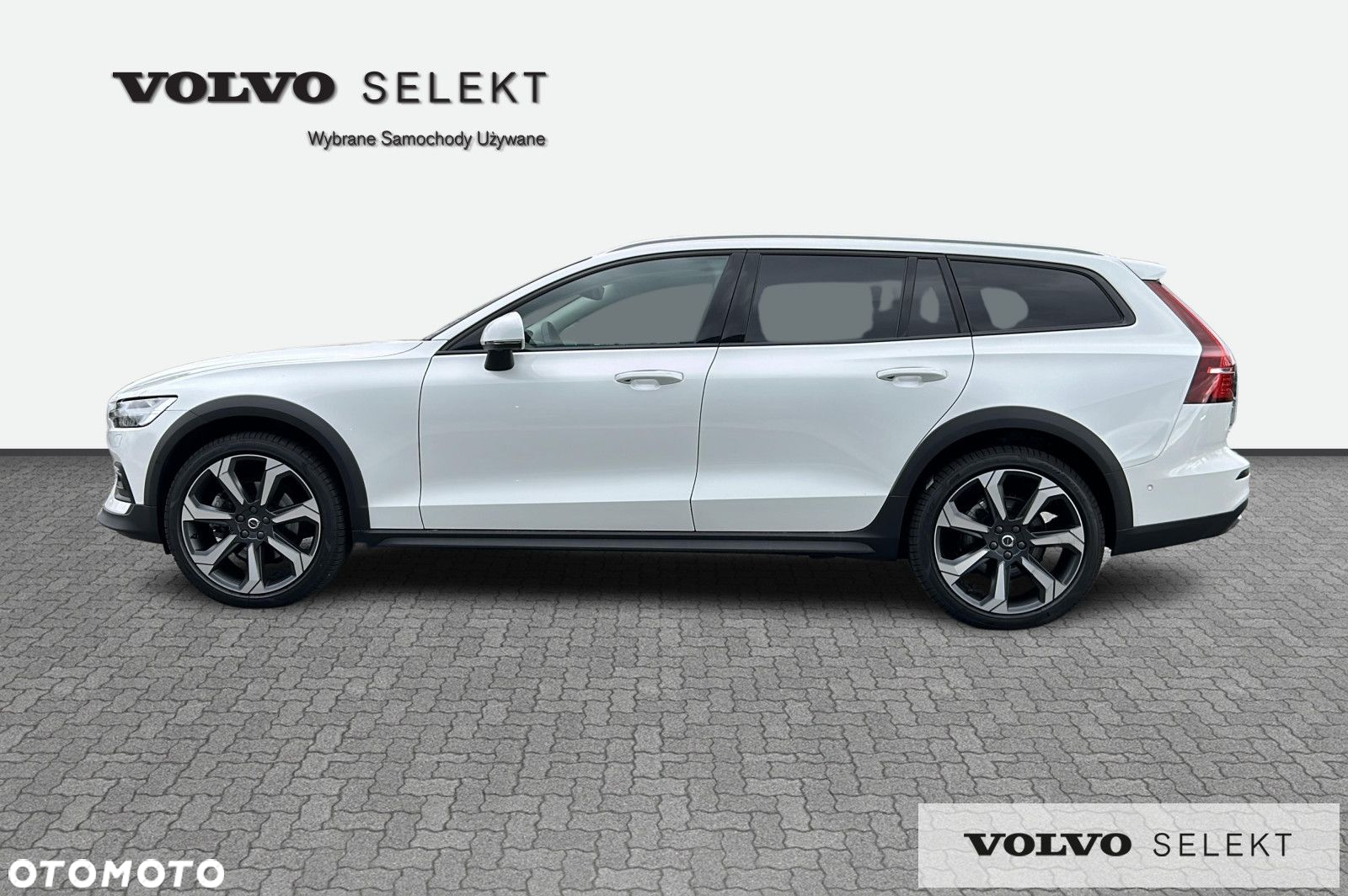 Volvo V60 Cross Country - 3