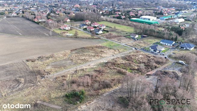 Dom 142 m2> działka 10 arów> Odbiór koniec 2025-4