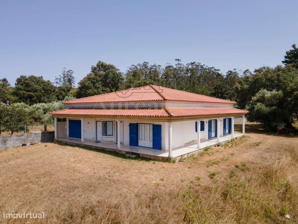 Moradia Térrea T3 com Terreno 1600m2 - Giesteira - Fátima-0