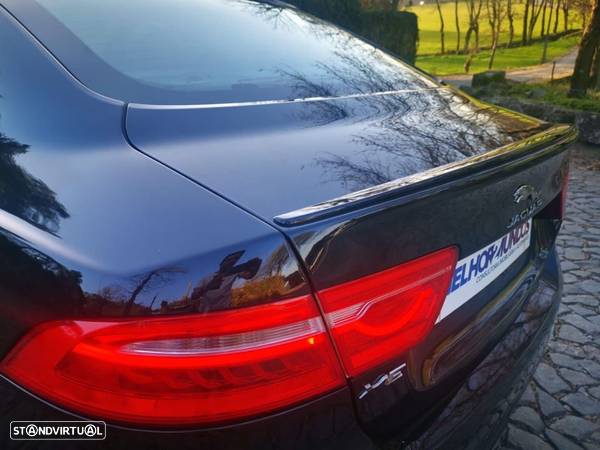 Jaguar XE 2.0 D R-Sport Aut. - 5