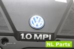 Tampa plástica do motor Volkswagen Polo - 4
