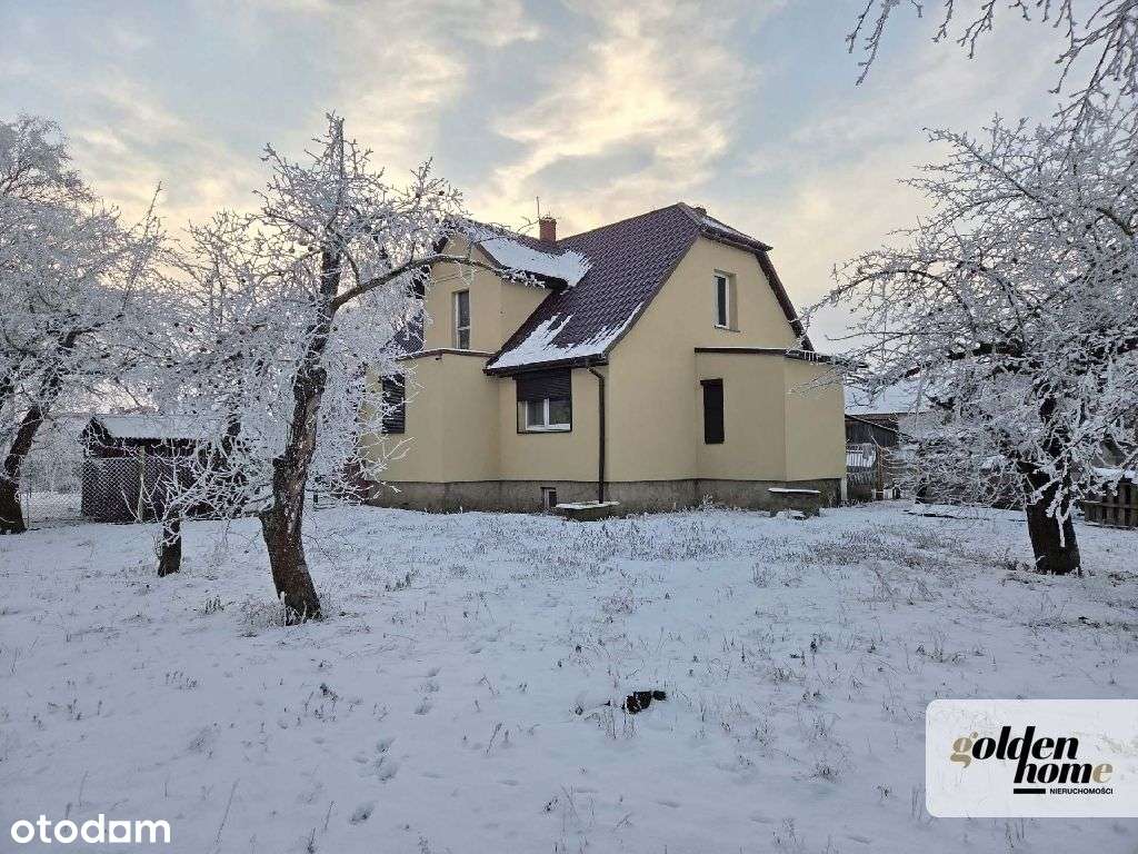 Dom z zabudowaniami gospodarskimi na działce 3478m-17