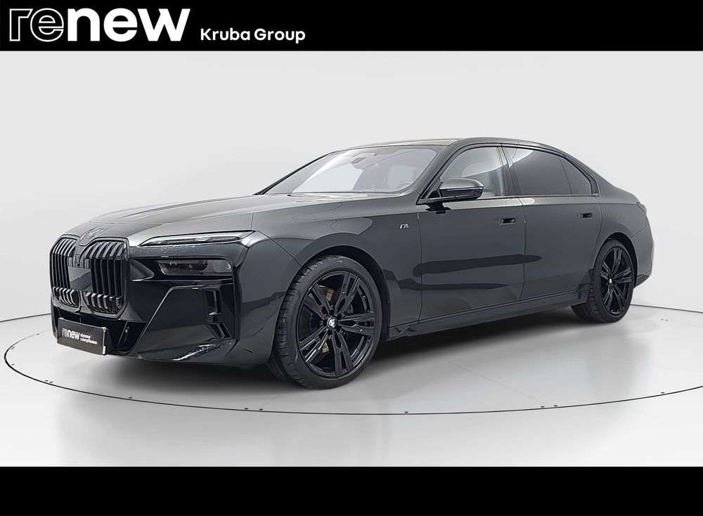 BMW 7 Series G70 2023