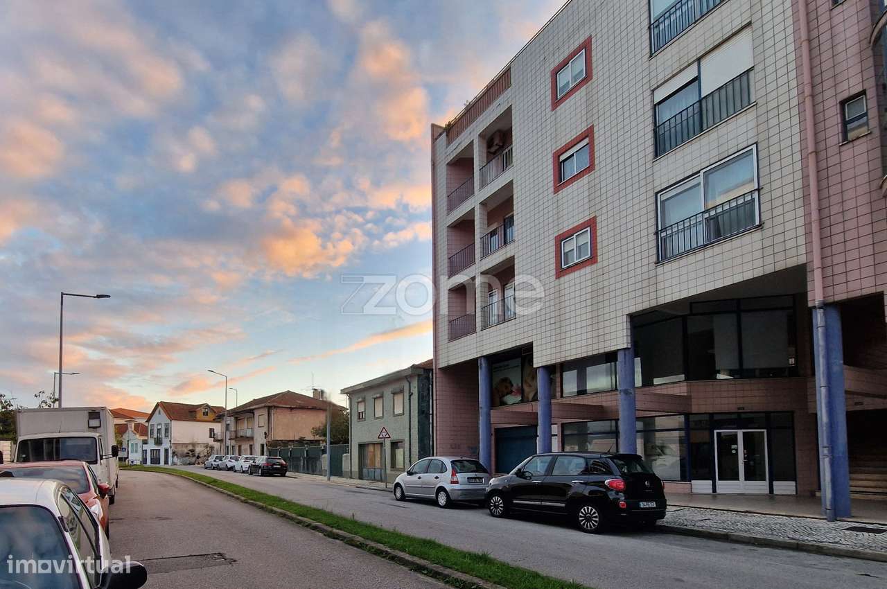 Moradia reabilitar / terreno construção altura - Grande imagem: 5/25