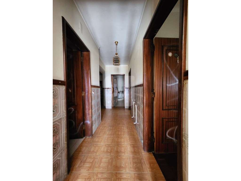 T2 com 114 m2 e Terraço de 140 m2 em Montezelos, Vila Real - Grande imagem: 5/17