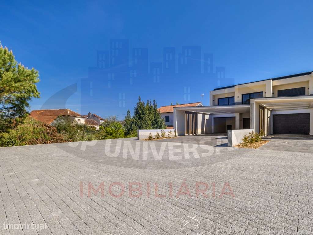 Vende-se Moradia T3 Exclusiva , Garagem, Jardim e Acabamentos de Luxo-41