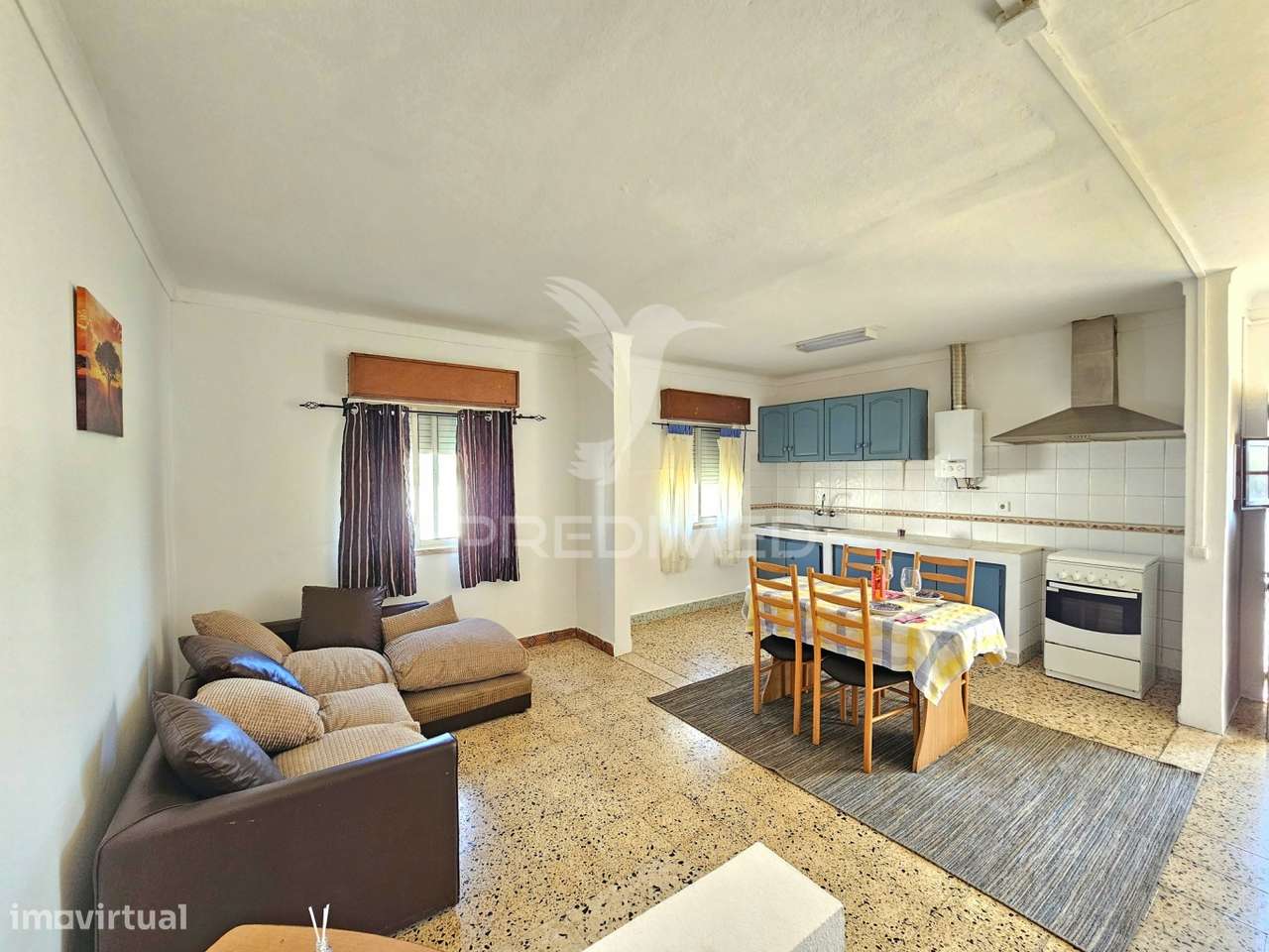 Moradia com dois armazéns e terreno - Grande imagem: 5/25