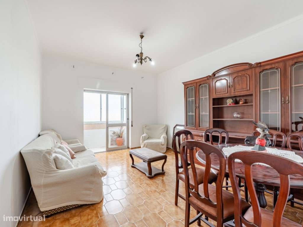 Apartamento T3 no Vale da Amoreira - Último andar-6