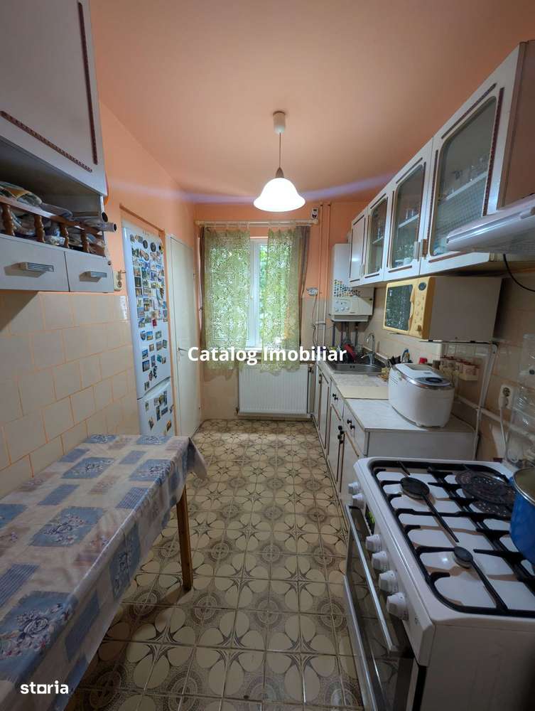 Apartament 4 camere - La Terenuri - Imagine principală: 4/8