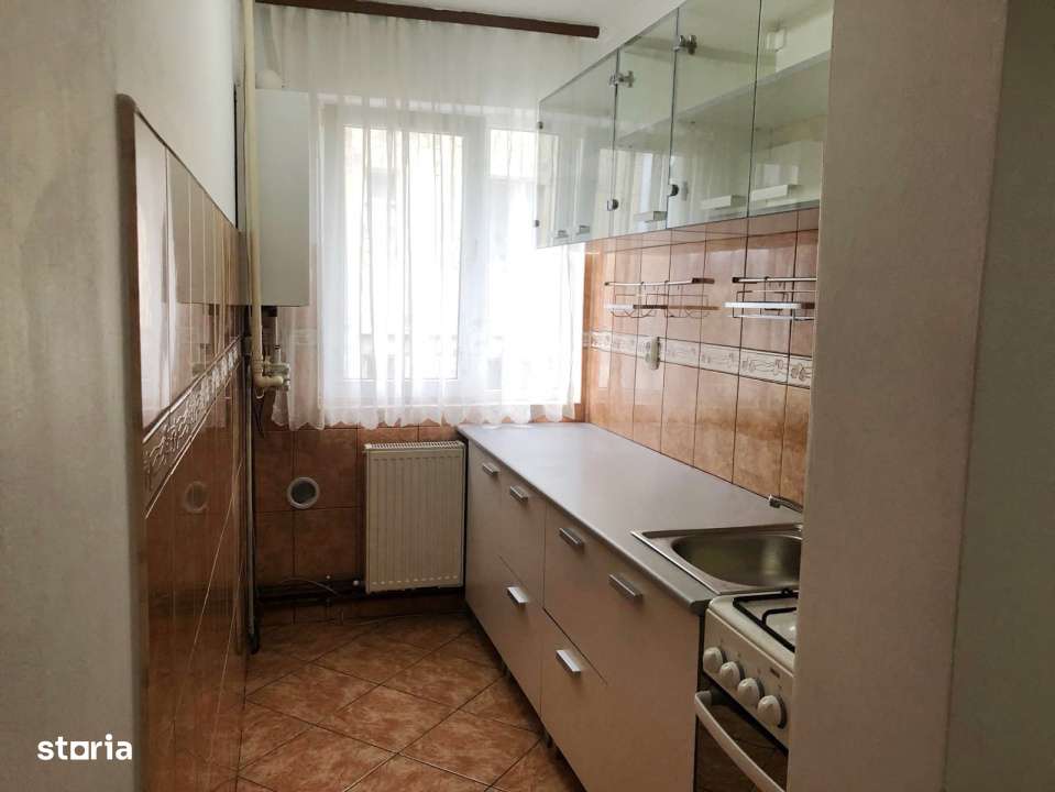 Apartament 2 camere, 40 mp, zona linistita aproape de centru - Imagine principală: 4/8