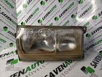 Farol Dto Mercedes-Benz Três Volumes (W123) - 1