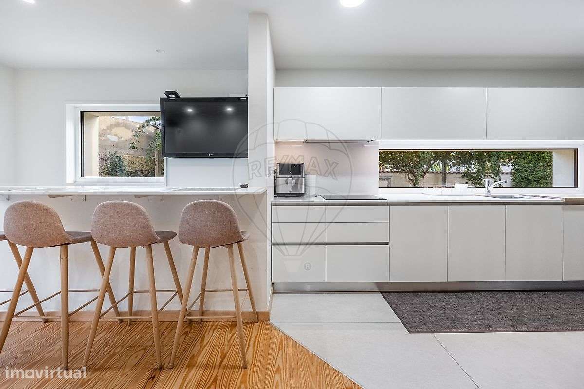 Moradia T4 para venda-12