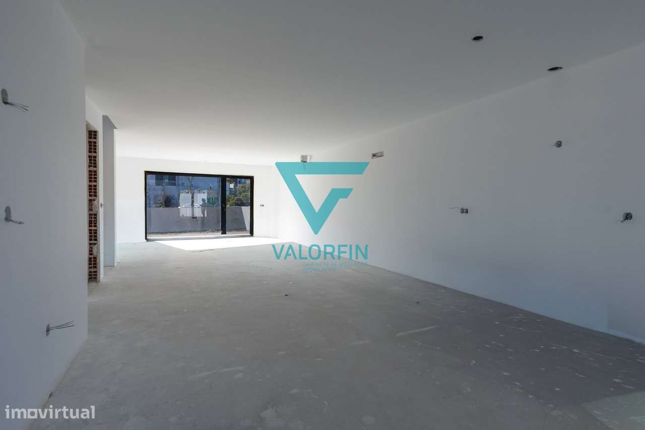 MoradiaT4 NOVA | Barosa - Leiria-5