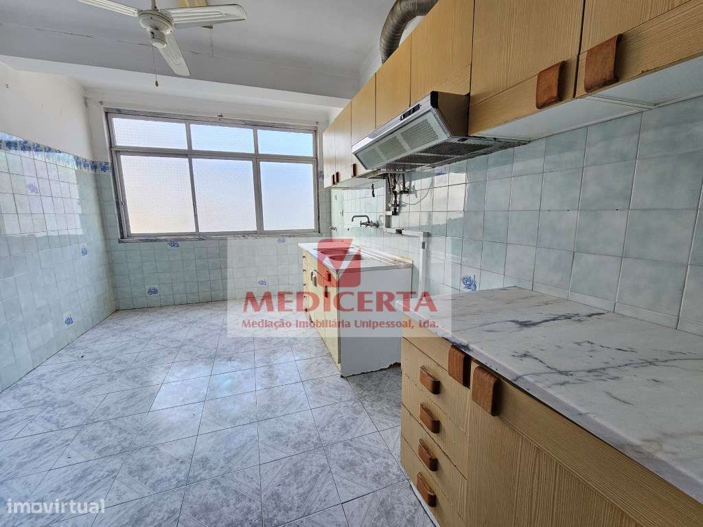 Azambuja - Centro T2 - 75m² - Grande imagem: 2/21