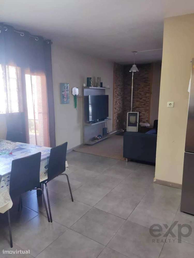 2 Apartamentos Amplos com 5 Quartos em Macedo de Cavaleiros - Grande imagem: 4/43