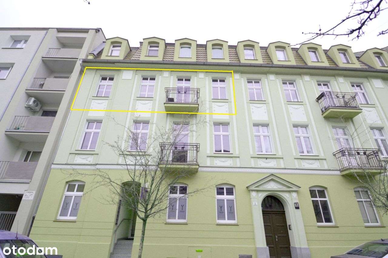 Wyjątkowe mieszkanie w stylu dworkowym – centrum O-18