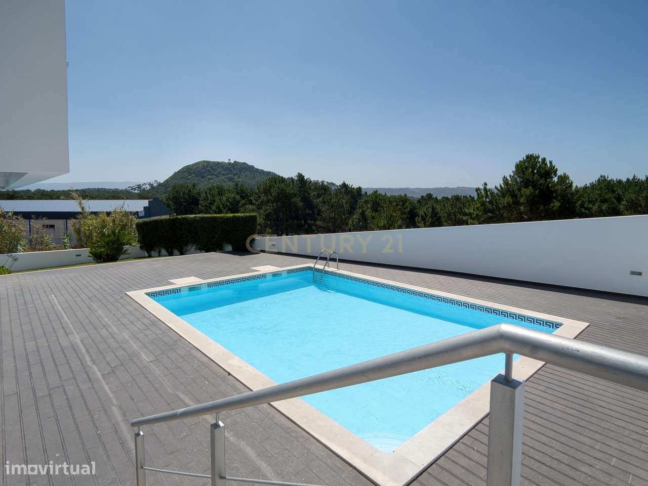 Apartamento Moderno em Nazaré, Leiria - 2 Quartos e Varanda - Grande imagem: 2/28