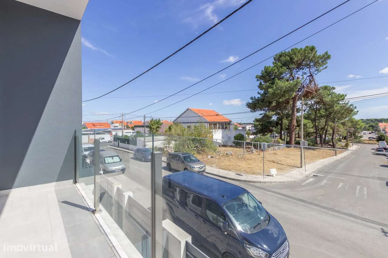 Moradia Geminada como Nova na Quinta do Conde-22