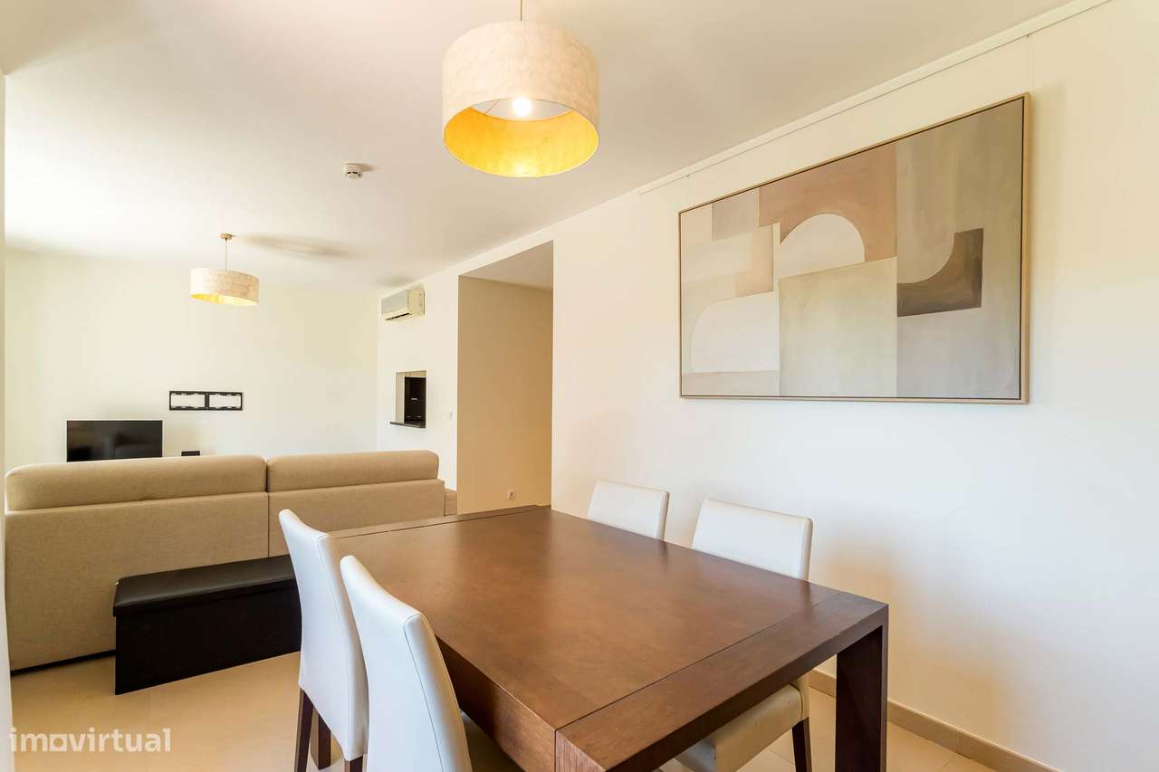 Elegante Apartamento T1 com agradável varanda em Resort-7