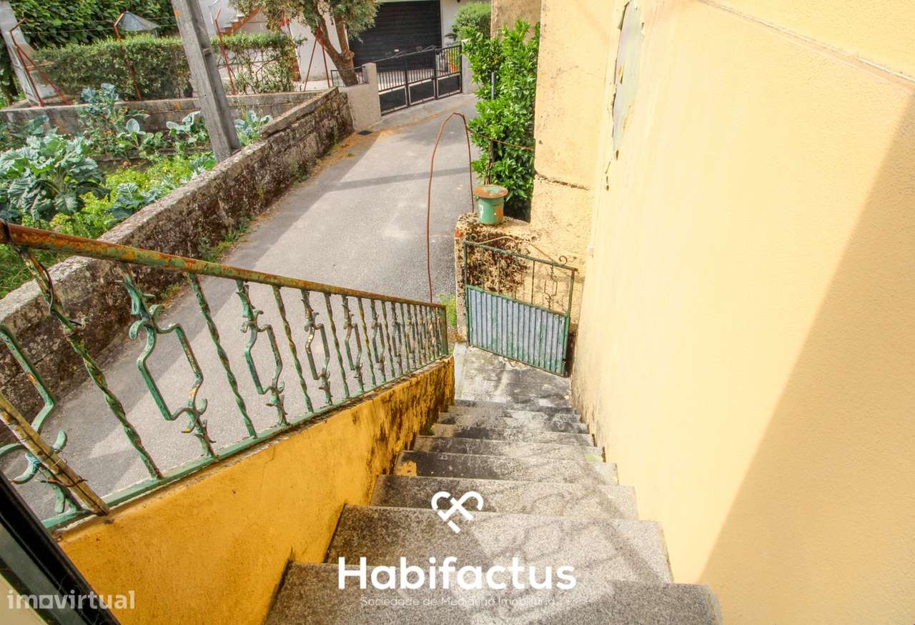 Moradia para remodelar para venda em Viseu - Grande imagem: 3/28