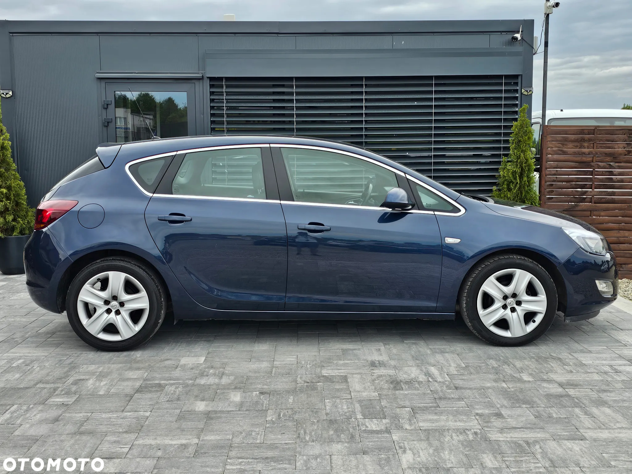 Opel Astra 1.6 Cosmo - 40