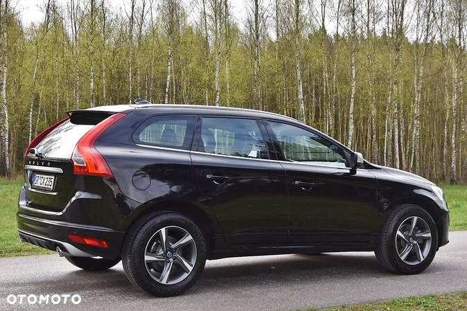 Volvo XC 60 D3 Drive-E R-Design Kinetic - 10