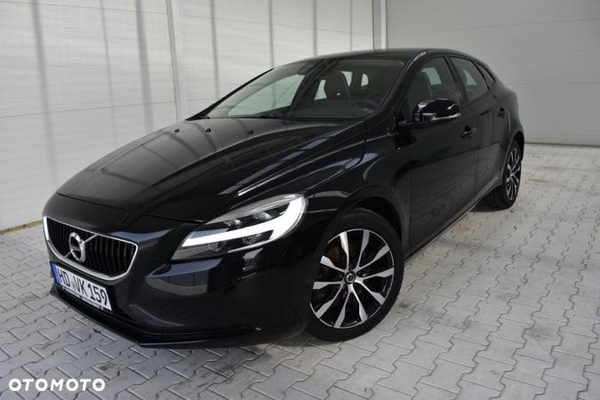 Volvo V40 T2 Summum - 2