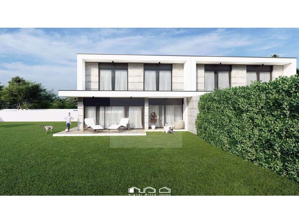 Moradia T3 com 3 Suites e Piscina - Conforto e Modernidade - Antas L4-12