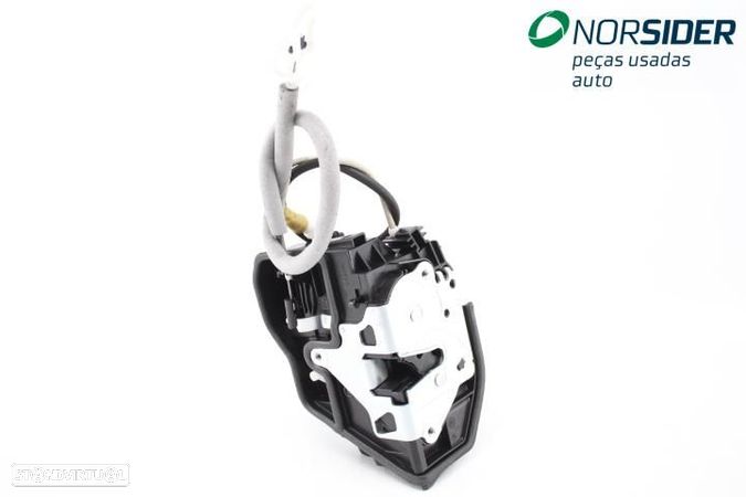 Fecho da porta tras esquerda Bmw Serie-5 Touring (F11)|10-14 - 1