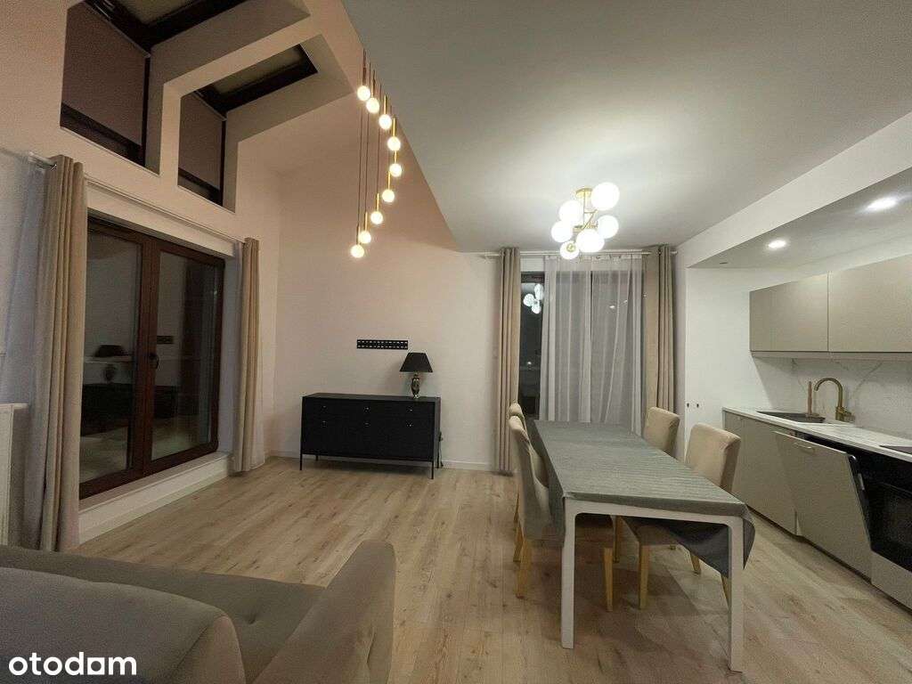 Apartament z antresolą/ 2 Tarasy/ Rumia-1