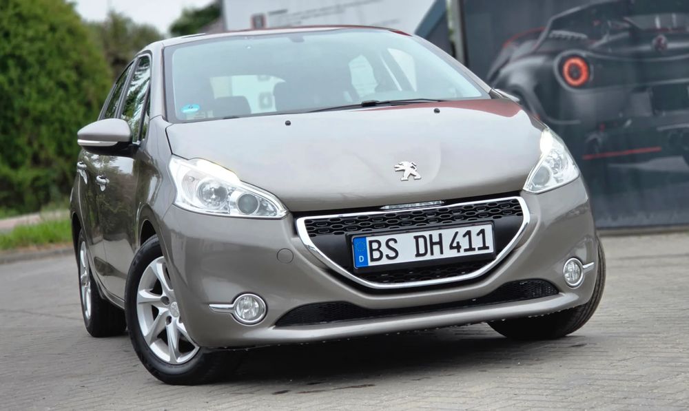 Peugeot 208 I 2012