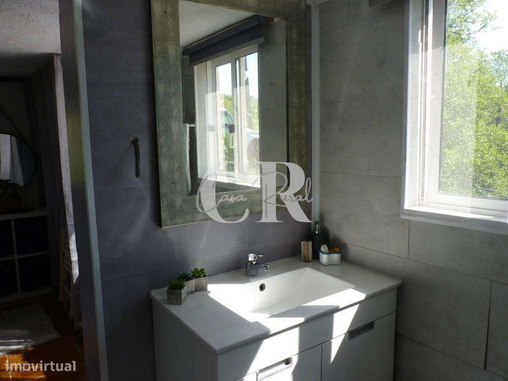 Moradia T4 em ambiente privado na Freixianda – Ourém-27