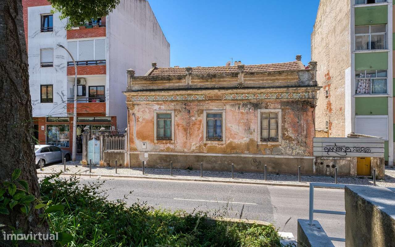 Prédio para reabilitação total | Centro de Setúbal-10