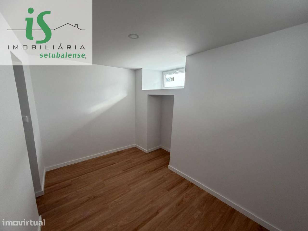 MORADIA PARA VENDA NO BAIRRO DA CONCEIÇÃO EM SETÚBAL-54