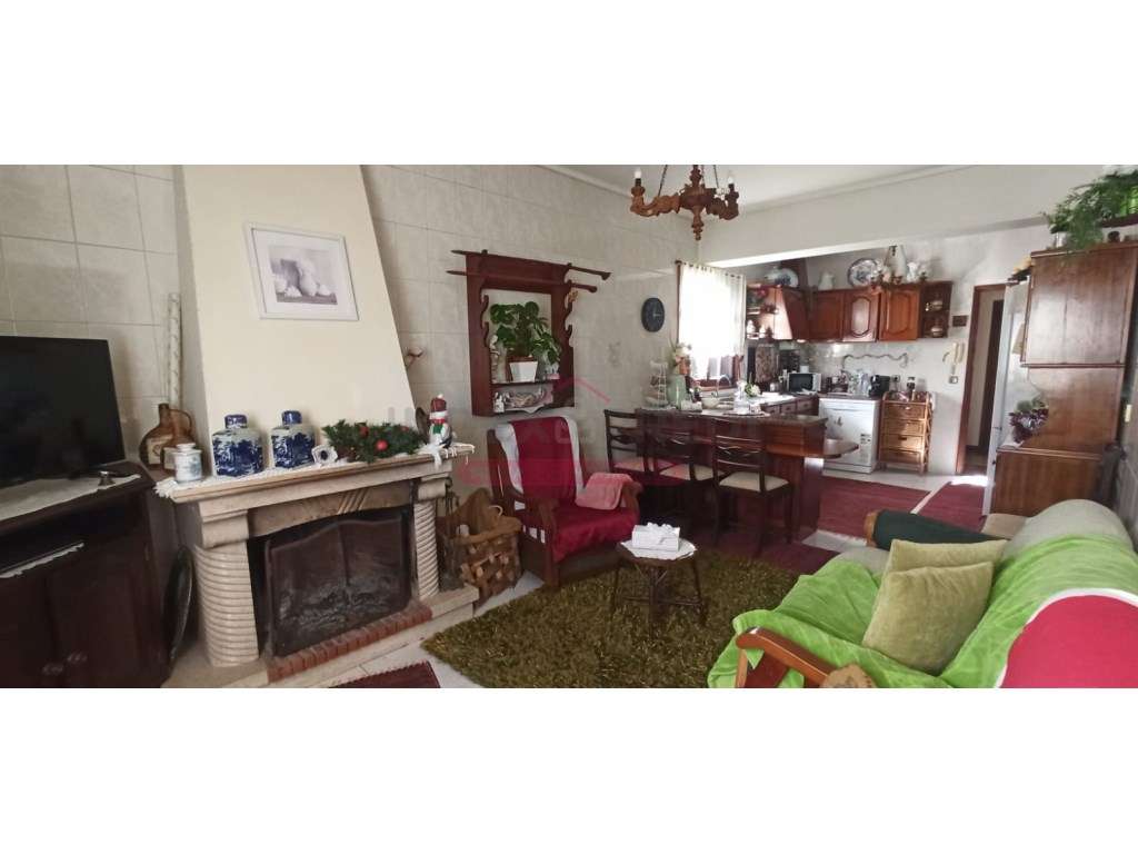 Moradia Isolada T3, com Jardim - Aveiro-10