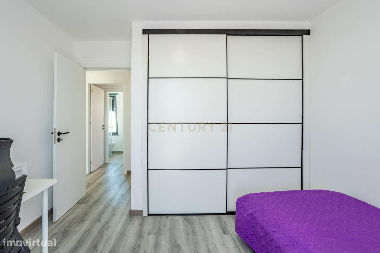 Moradia T3 + 1 com uma vista espetacular em Fonte Santa-25